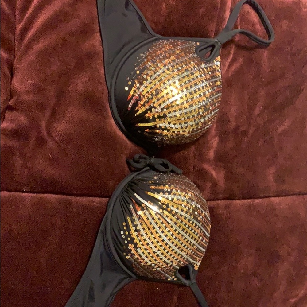 36DD bathing suit top